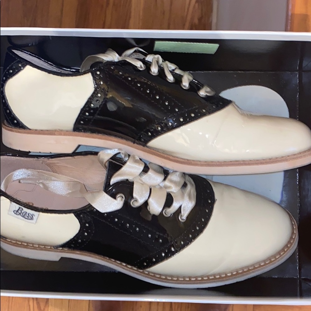 Black and white fancy shoes